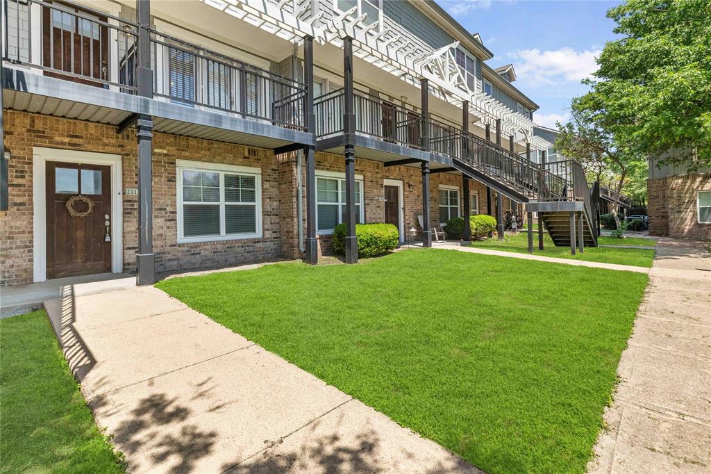 1725 Harvey Mitchell Parkway Pkwy #2112, College Station, Texas image 3