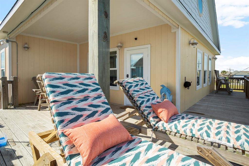 955 Bowers Lane, Crystal Beach, Texas image 33