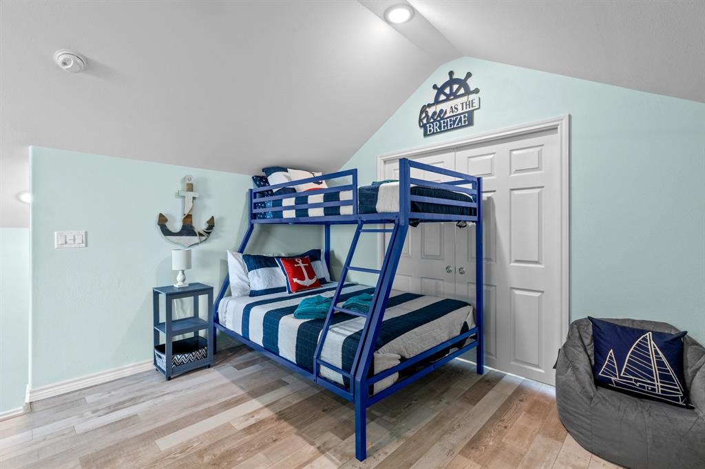 955 Bowers Lane, Crystal Beach, Texas image 28
