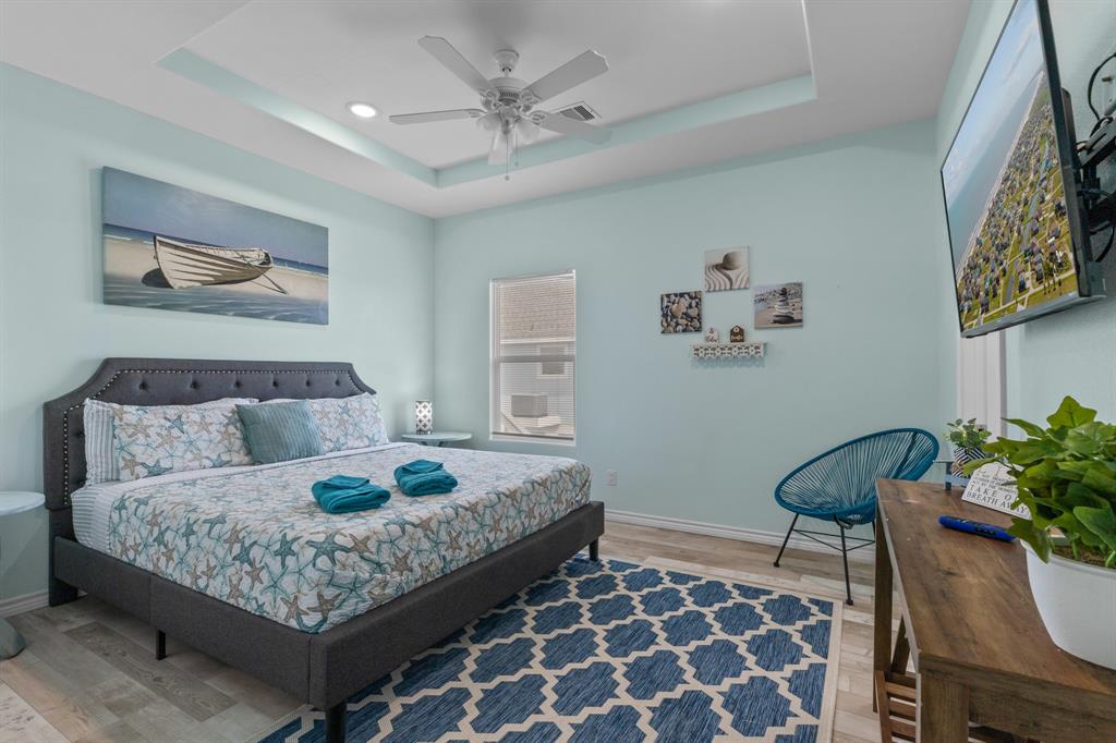 955 Bowers Lane, Crystal Beach, Texas image 11