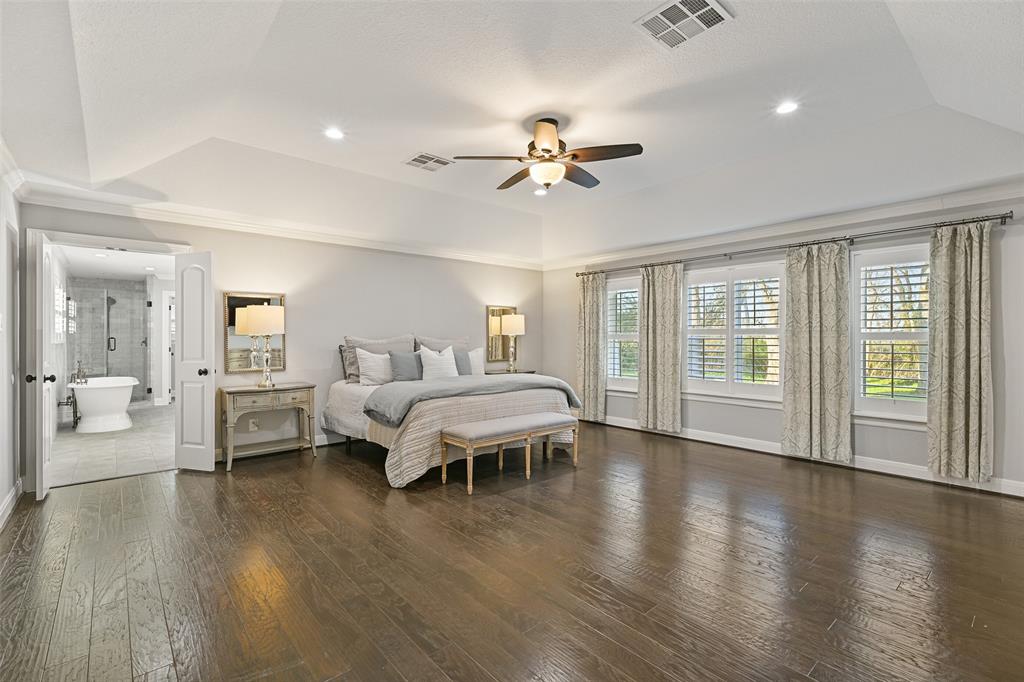 11 Windcreek Street, Friendswood, Texas image 24