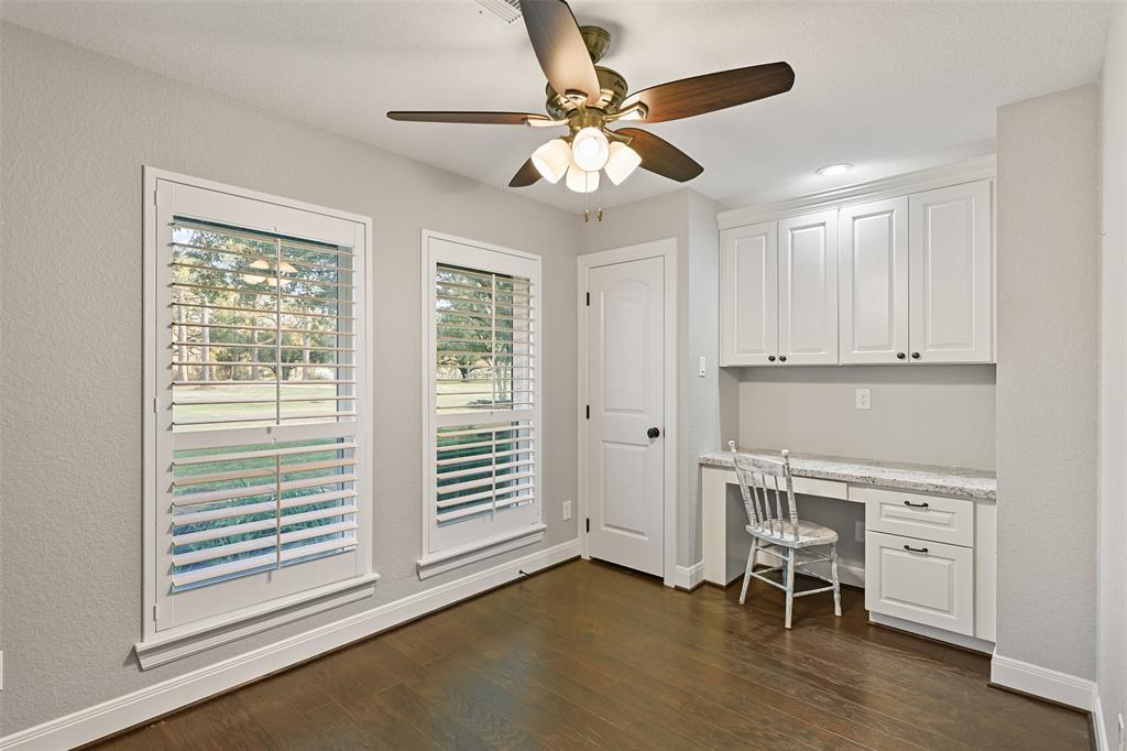 11 Windcreek Street, Friendswood, Texas image 25