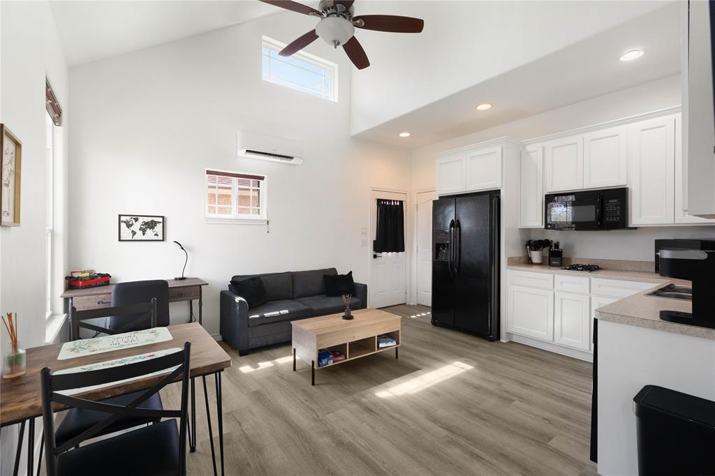 2307 Carisbrooke Loop, College Station, Texas image 6