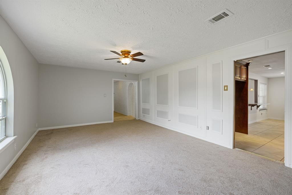 6003 Green Falls Drive, Houston, Texas image 18