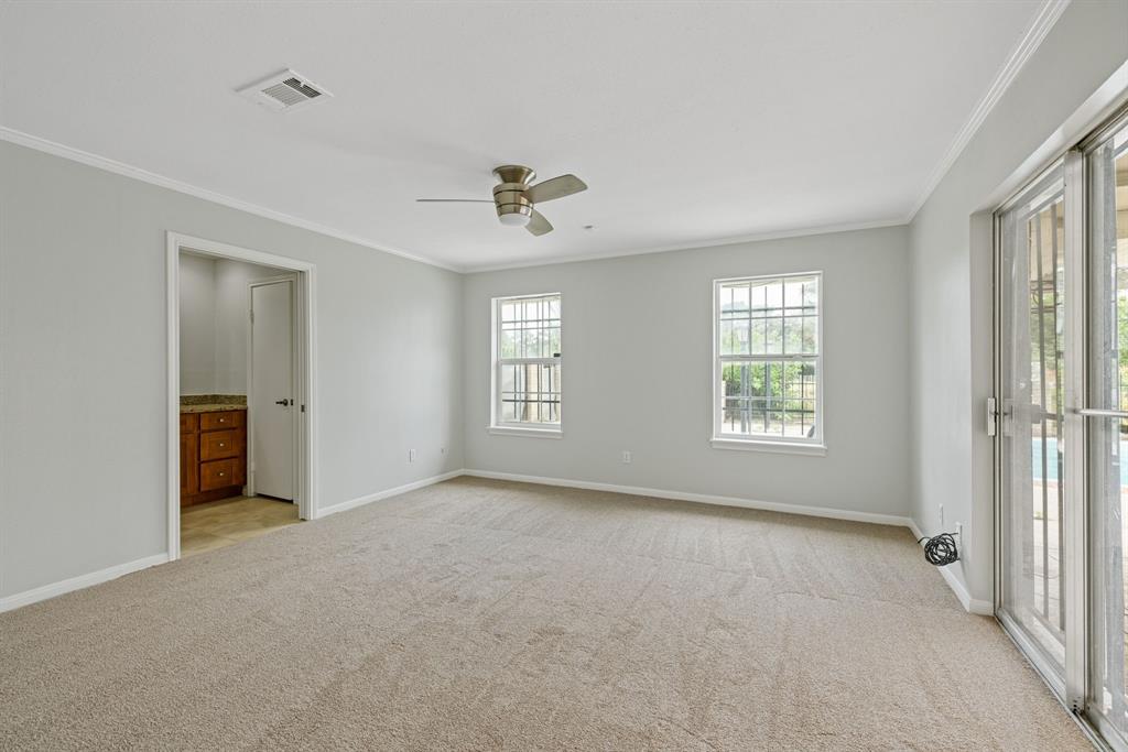 6003 Green Falls Drive, Houston, Texas image 11