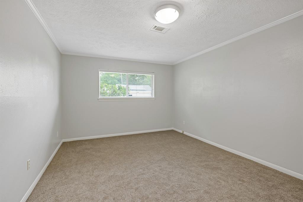 6003 Green Falls Drive, Houston, Texas image 13