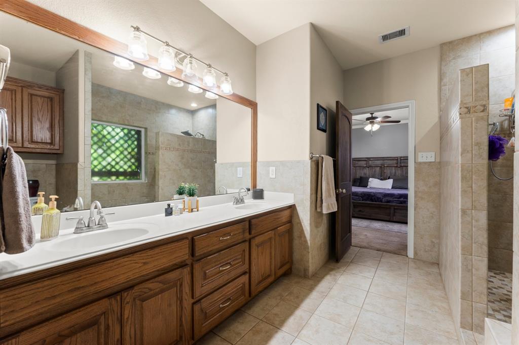 29475 Iris Bloom Court, Spring, Texas image 16