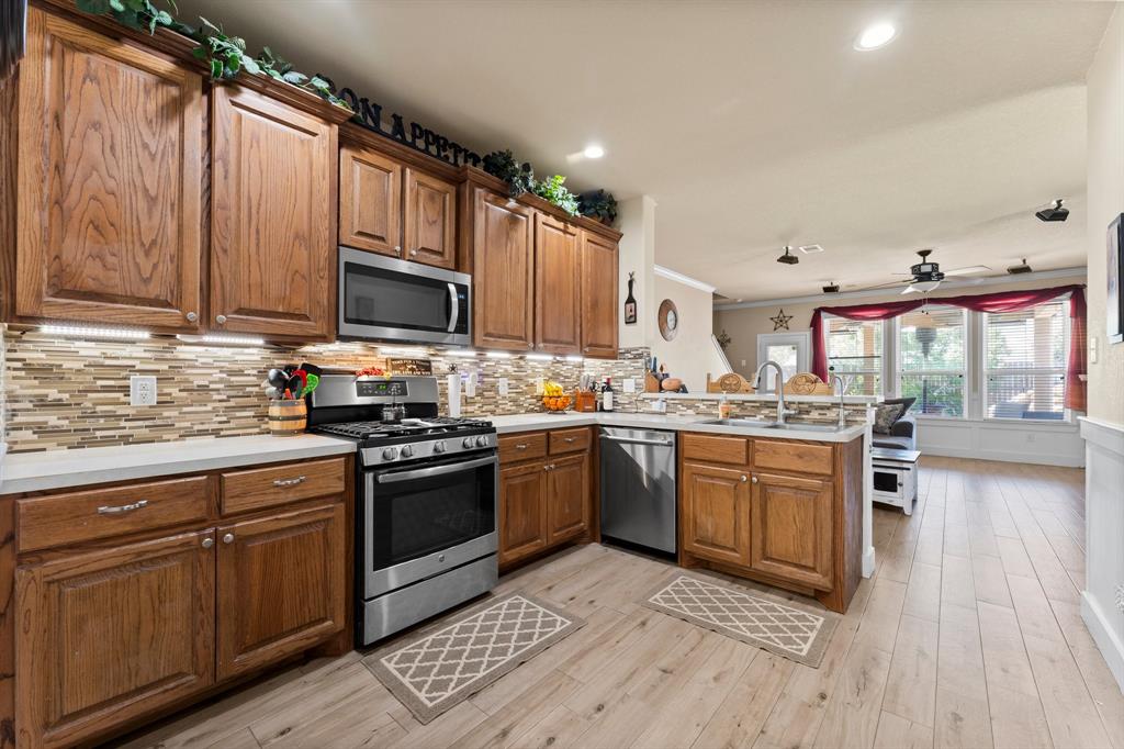 29475 Iris Bloom Court, Spring, Texas image 9