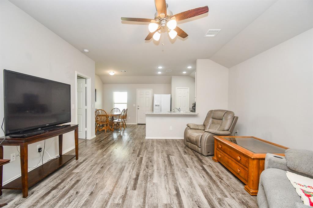 21107 Secret Garden Lane, Tomball, Texas image 12