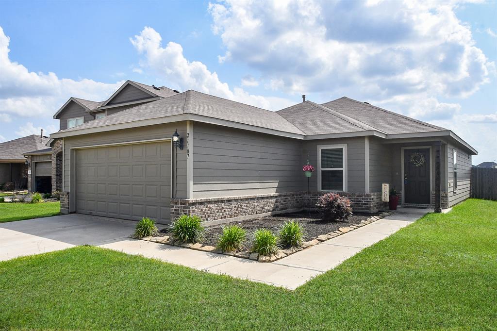 21107 Secret Garden Lane, Tomball, Texas image 5