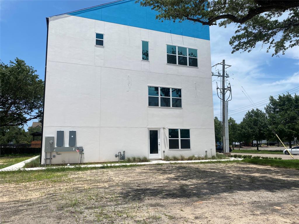 3052 Dunvale Road, Houston, Texas image 4