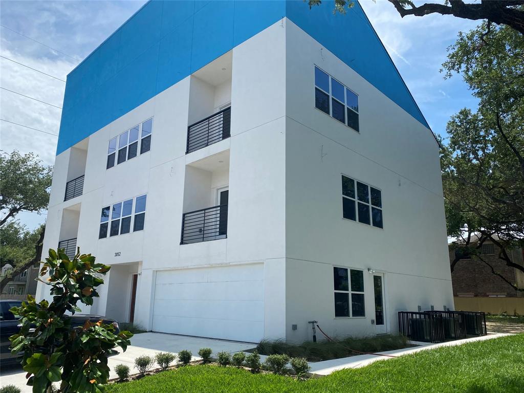 3052 Dunvale Road, Houston, Texas image 1