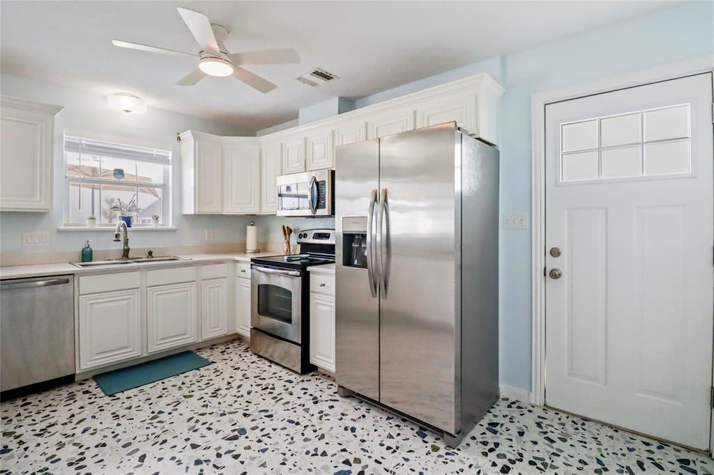 13213 Gulf Beach Drive, Freeport, Texas image 12