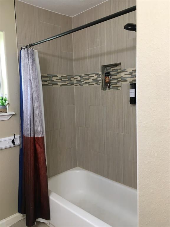 308 County Road 201, Angleton, Texas image 32