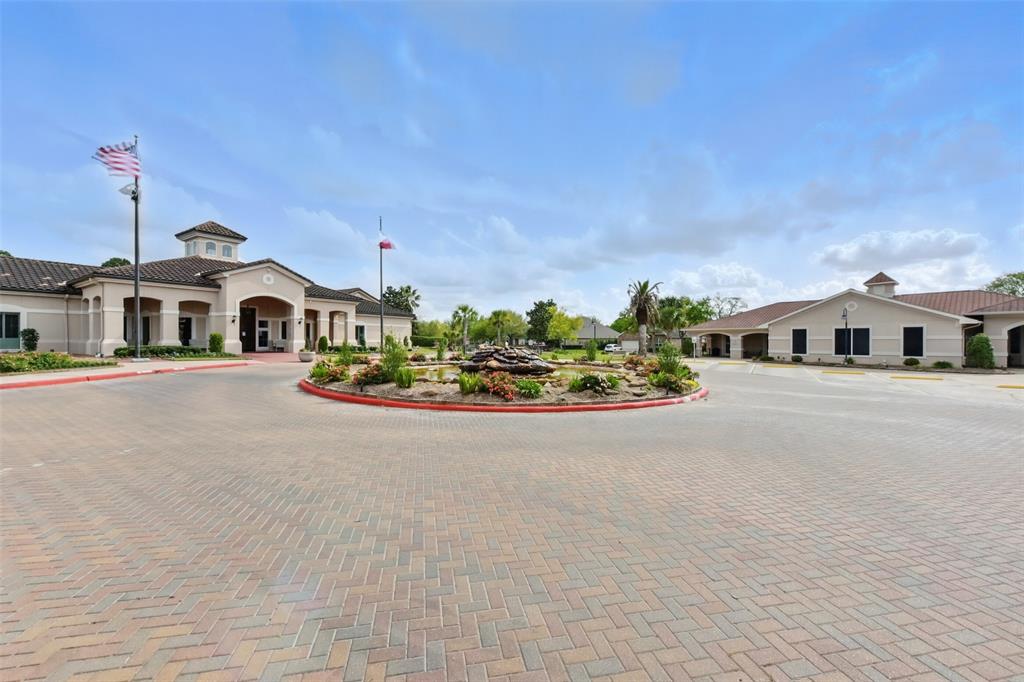1229 Modena Drive, Pearland, Texas image 31