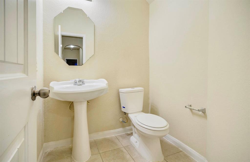 3539 Rossini Drive, Katy, Texas image 32
