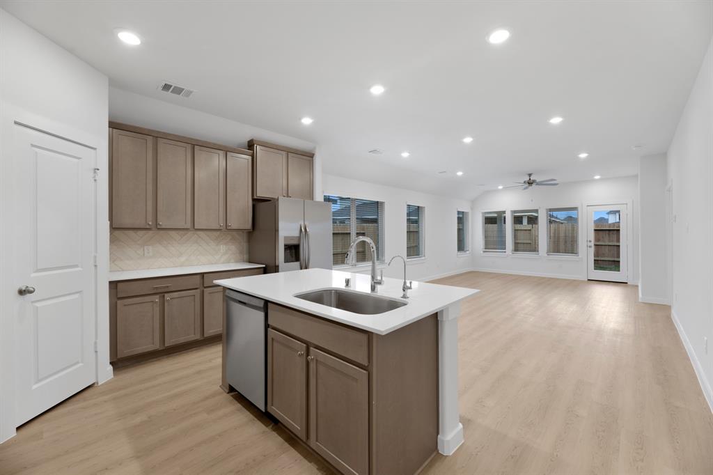 19277 Hazel Firs Court, Magnolia, Texas image 13