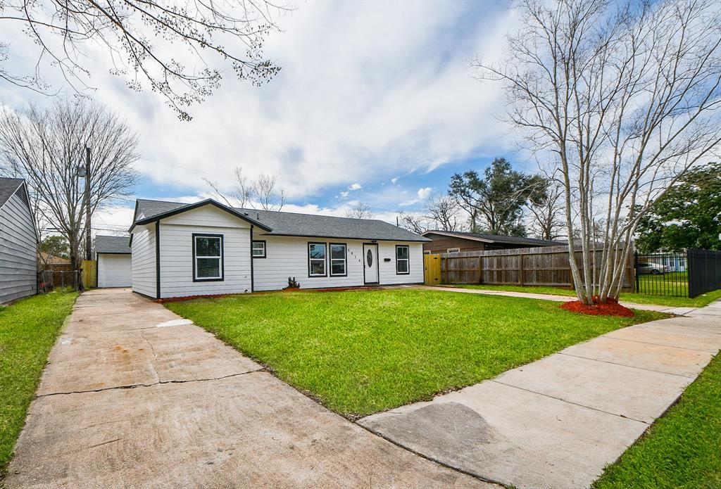 5814 Belneath Street, Houston, Texas image 1