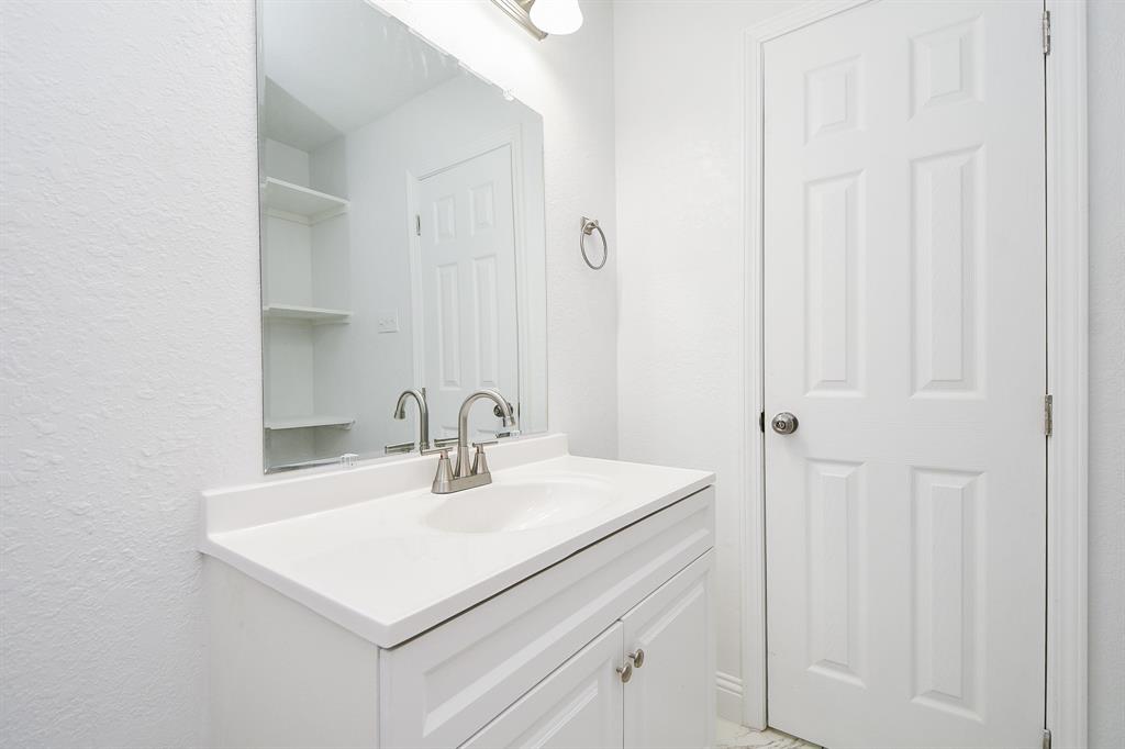 5814 Belneath Street, Houston, Texas image 20