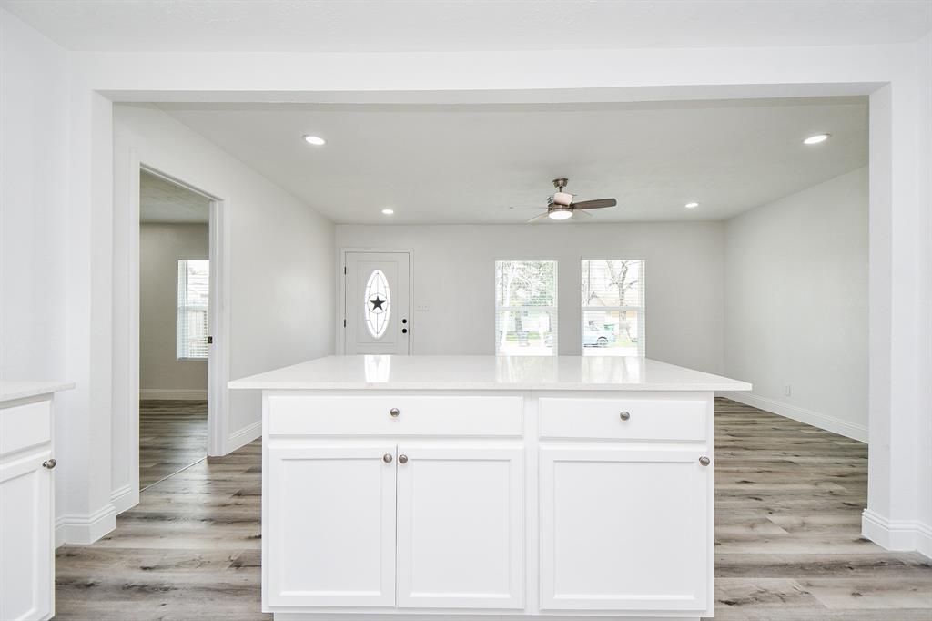 5814 Belneath Street, Houston, Texas image 16