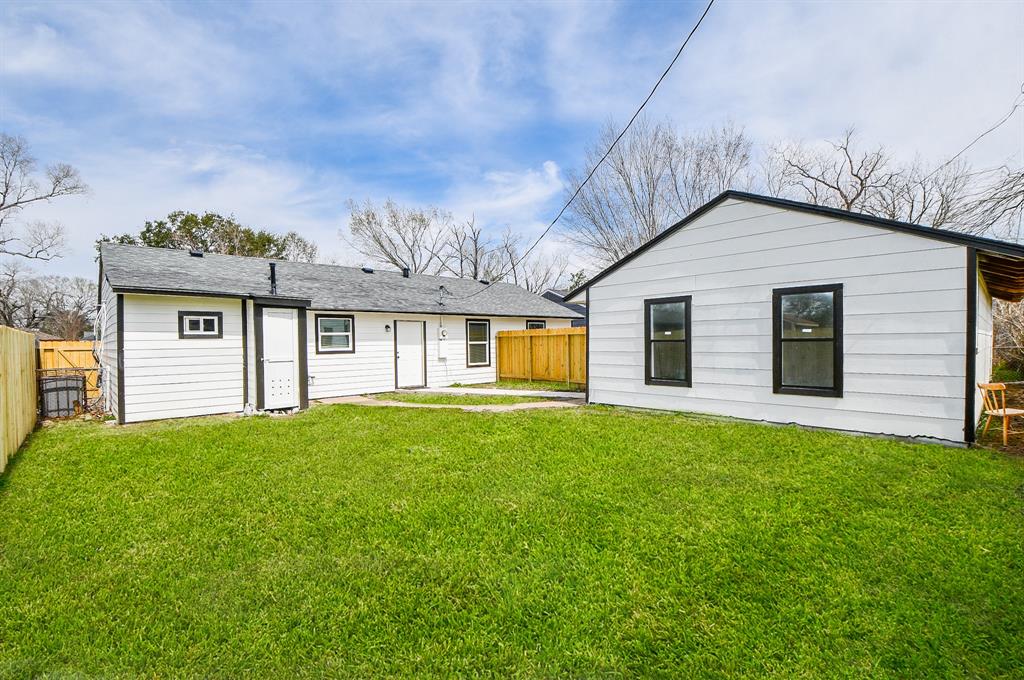 5814 Belneath Street, Houston, Texas image 29