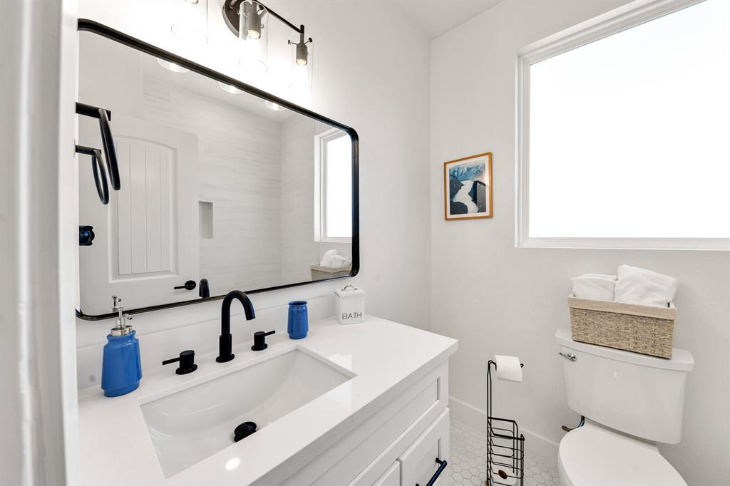 104 E 44th Street #A, Houston, Texas image 31