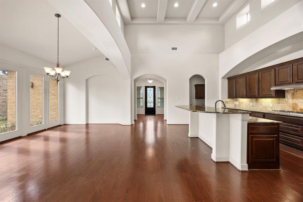 4926 Westchester Drive, Fulshear, Texas image 9