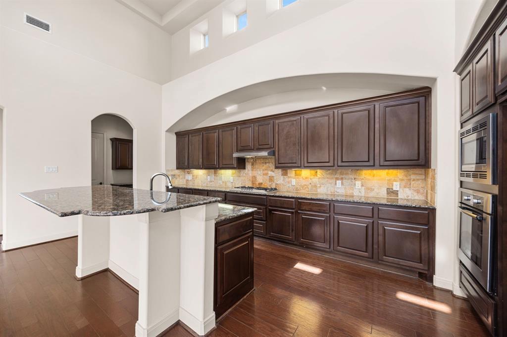 4926 Westchester Drive, Fulshear, Texas image 15