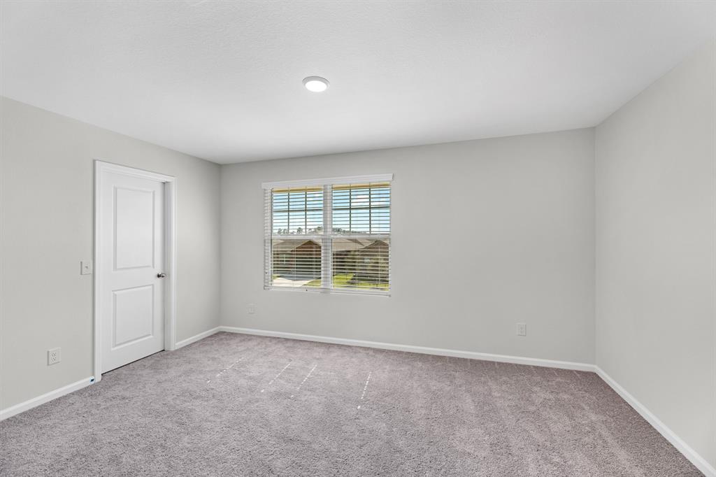 21547 Rolling Streams Drive, New Caney, Texas image 17