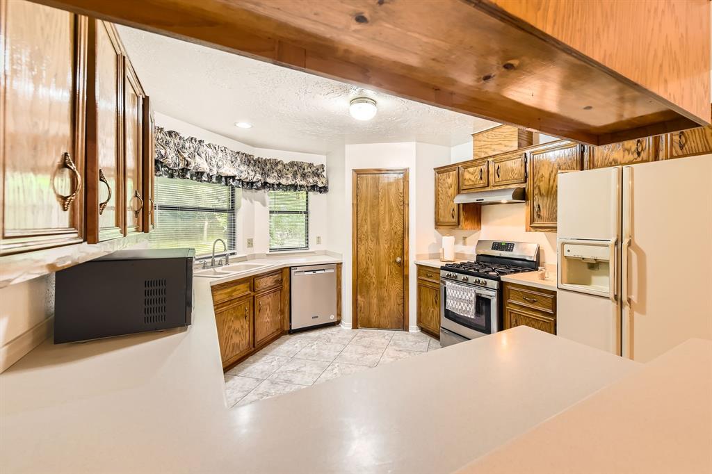 30319 Highland Boulevard, Magnolia, Texas image 7
