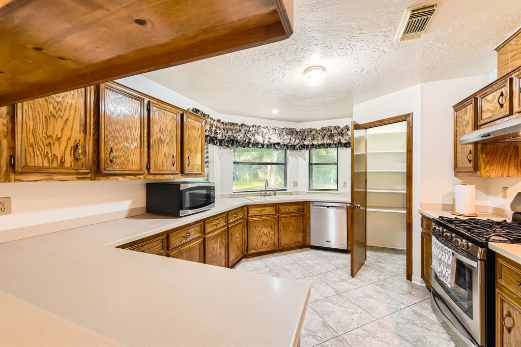 30319 Highland Boulevard, Magnolia, Texas image 6