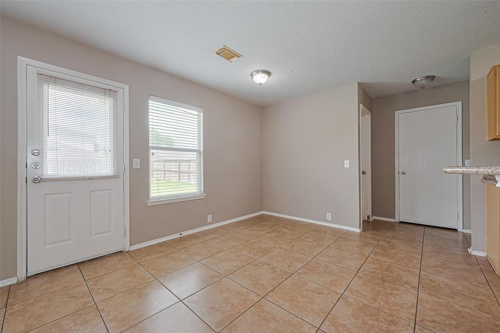 14906 Sugarhollow Drive, Sugar Land, Texas image 12