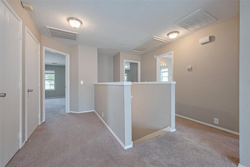 14906 Sugarhollow Drive, Sugar Land, Texas image 29