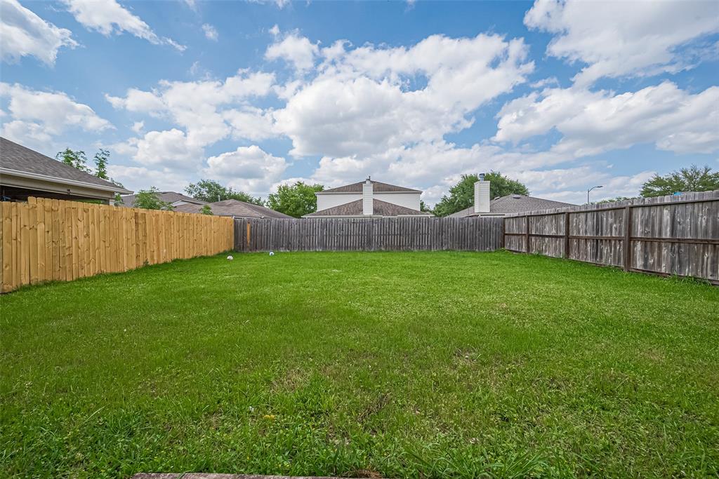 14906 Sugarhollow Drive, Sugar Land, Texas image 43