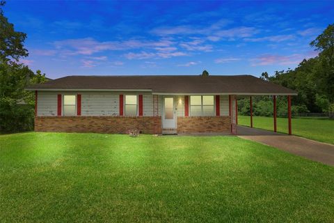 Photo of 9009 Compton Street, Houston, TX 77016 (MLS # 10464108)