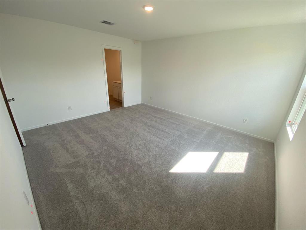 25661 Rose Creek Drive, Cleveland, Texas image 5
