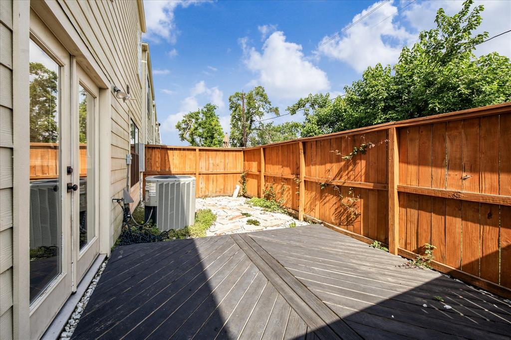 650 Westcross Street #49, Houston, Texas image 23