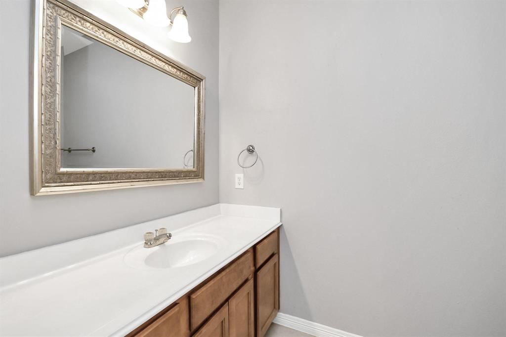 1811 Leisure Court, Pasadena, Texas image 16