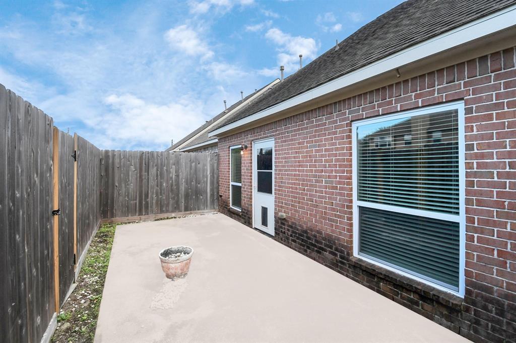 1811 Leisure Court, Pasadena, Texas image 19