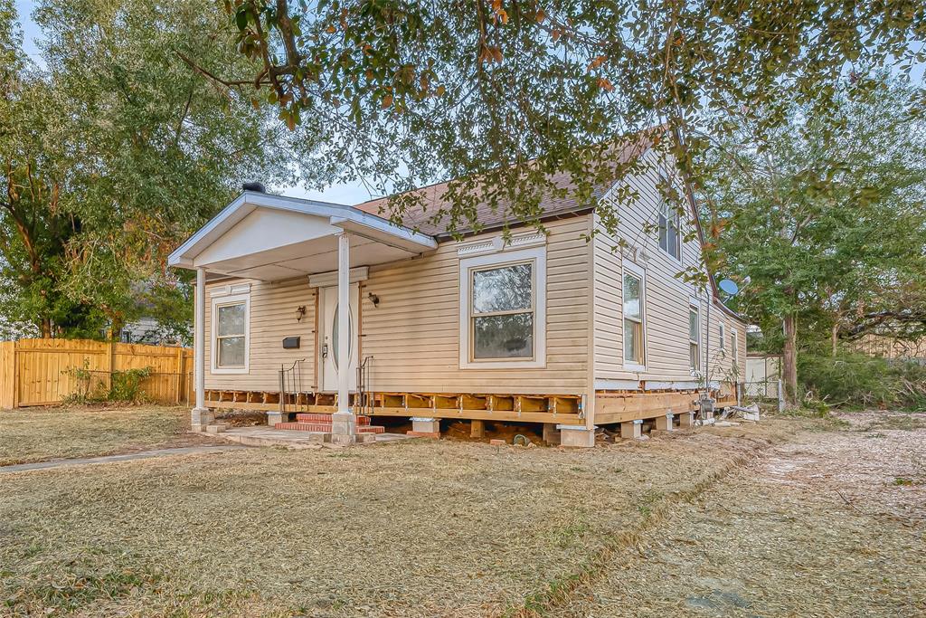 1210 17th Street, Orange, Texas image 3