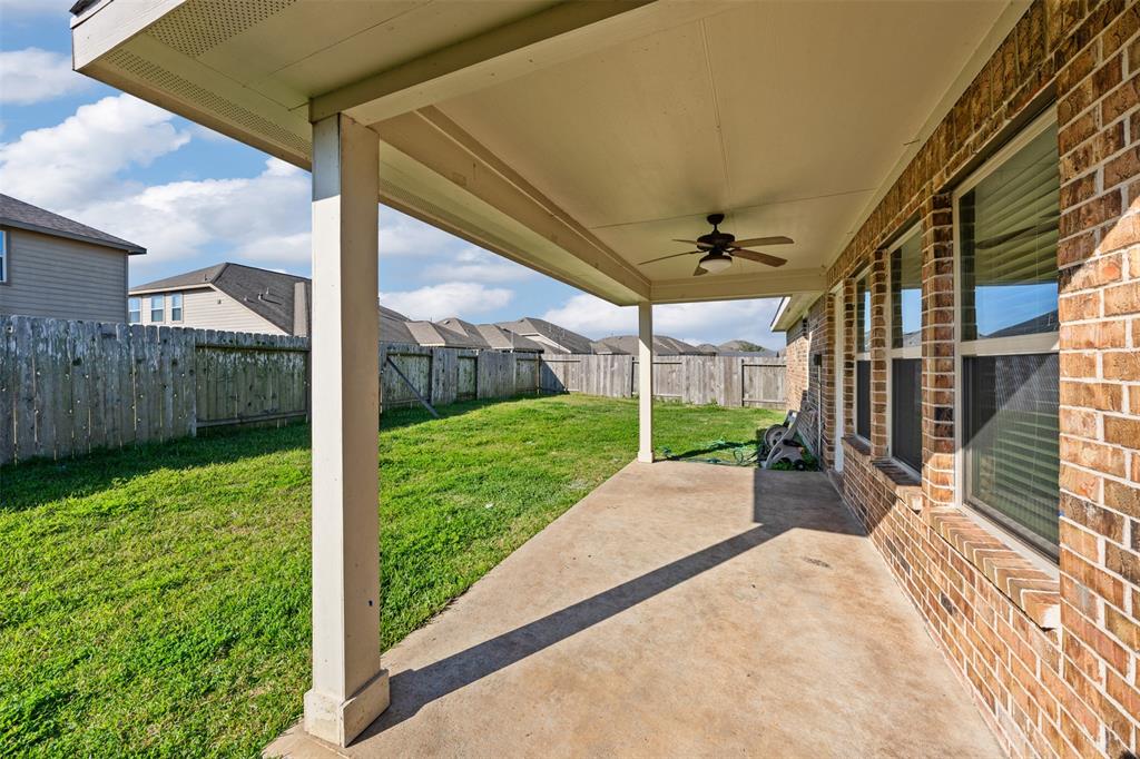 6806 Rambling Manor Court, Richmond, Texas image 38