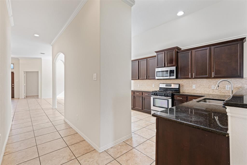 6806 Rambling Manor Court, Richmond, Texas image 18