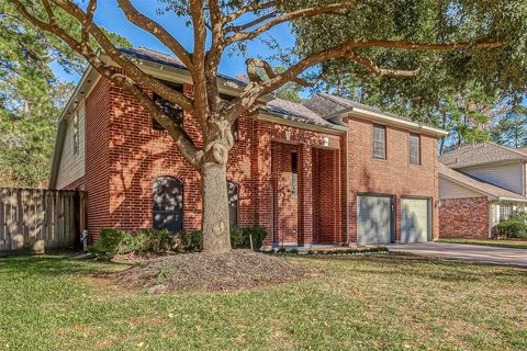 Single Family Residence in Spring TX 17634 Seven Pines Drive 8.jpg