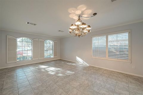 Single Family Residence in Spring TX 17634 Seven Pines Drive 13.jpg