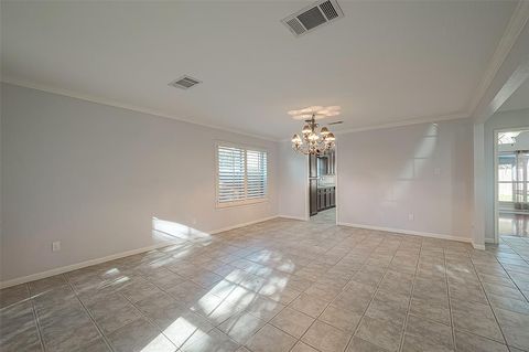 Single Family Residence in Spring TX 17634 Seven Pines Drive 11.jpg