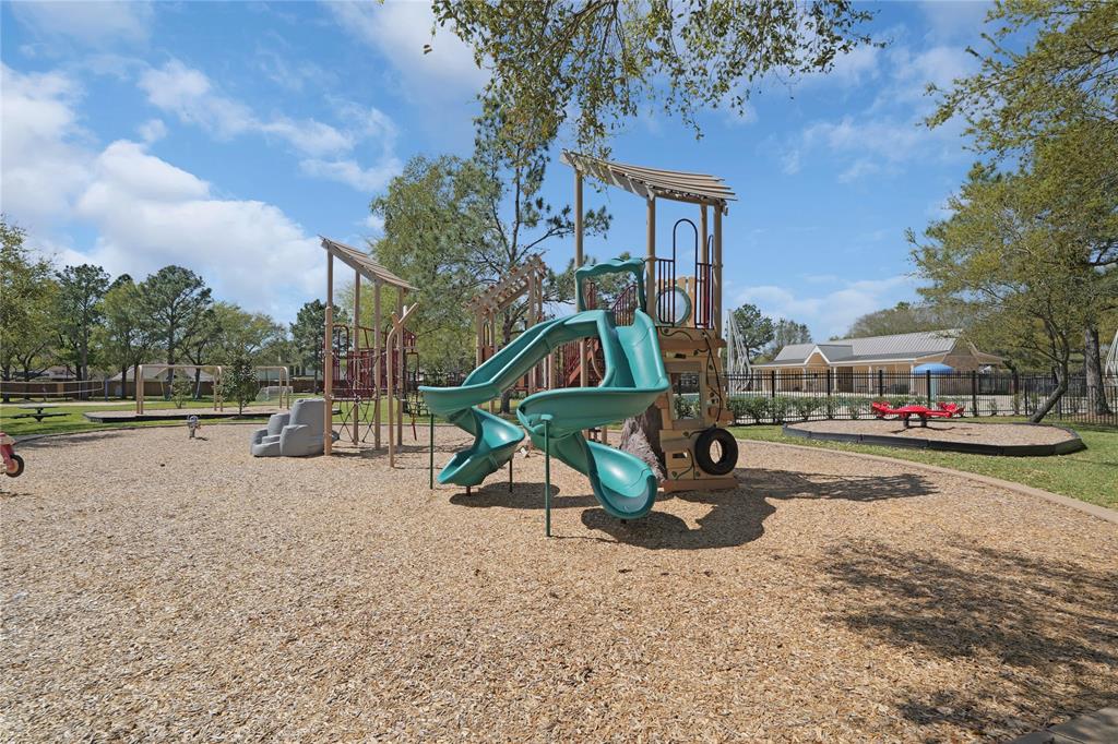 18015 Redbud Terrace Lane, Cypress, Texas image 33