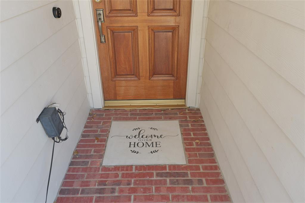 18015 Redbud Terrace Lane, Cypress, Texas image 3