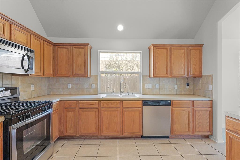 18015 Redbud Terrace Lane, Cypress, Texas image 9