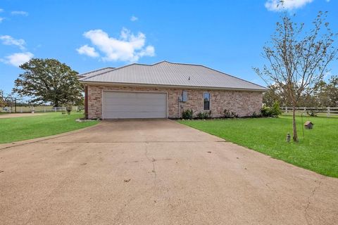 A home in Groveton