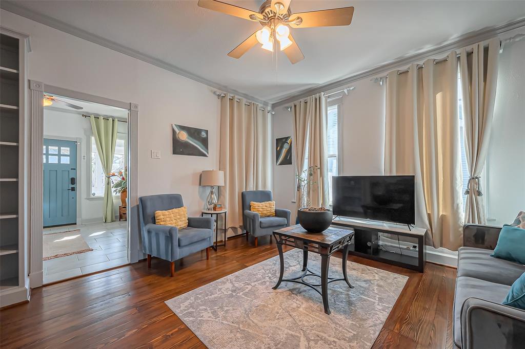 205 Northwood Street, Houston, Texas image 10